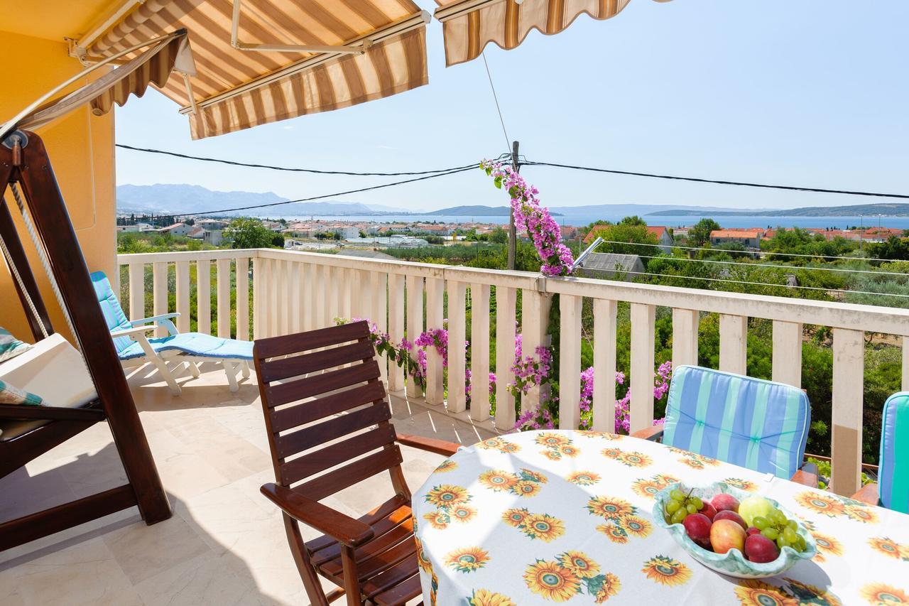 Villa Rosa Kastela Exterior photo